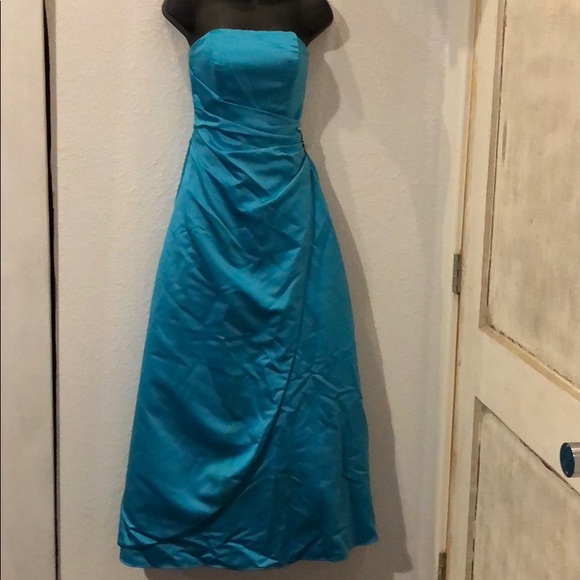 David's Bridal Dresses & Skirts - David’s Bridal Prom/Bridesmaid